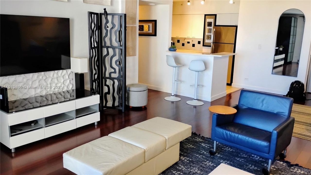 1500 Bay Rd, Unit 1002S, Miami Beach, FL 33139 Photo