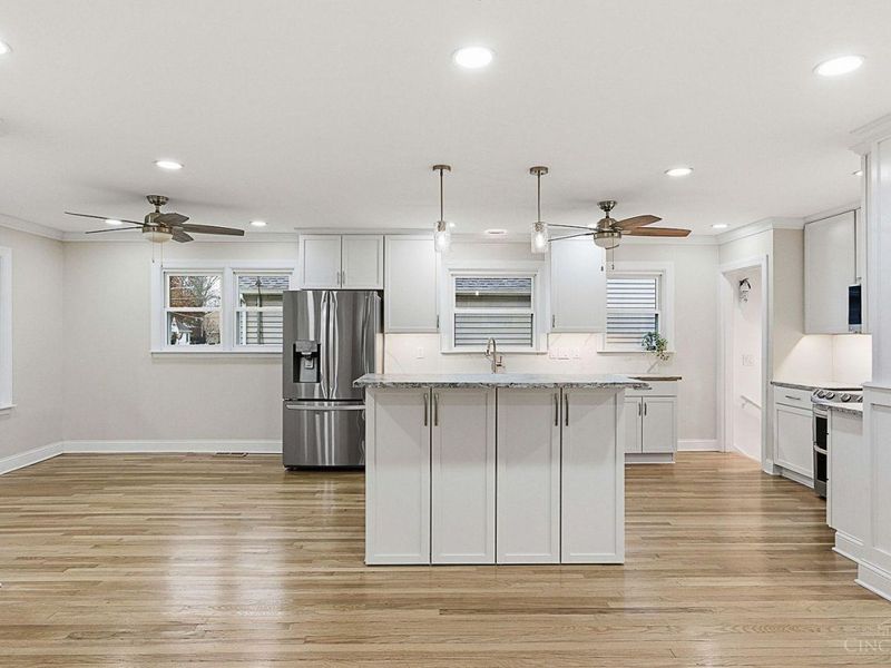 4648 Belleview Avenue, Blue Ash, OH 45242 Photo 11