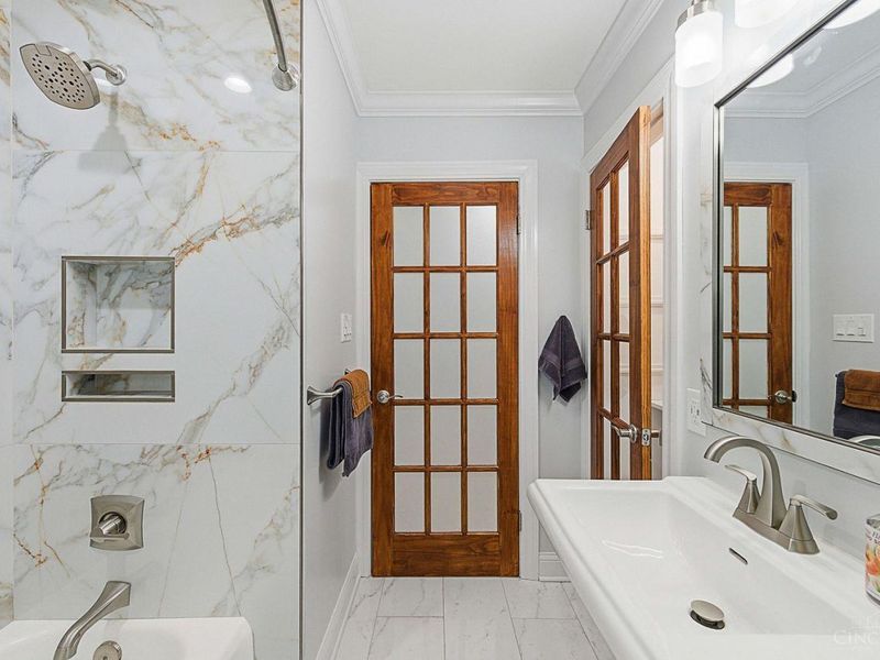 4648 Belleview Avenue, Blue Ash, OH 45242 Photo 23