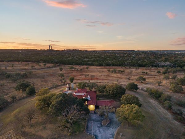 2650 Bandera Hwy E, Kerrville, TX 78028
