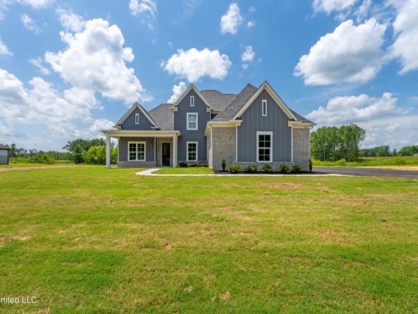 1762 Cane Creek Drive, Hernando, MS 38632