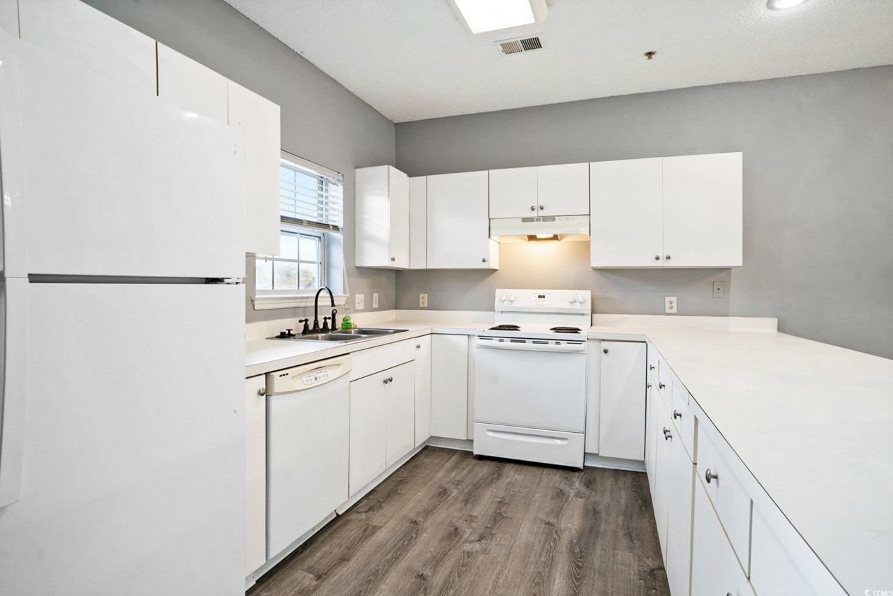 3935 Gladiola Ct. Photo 7