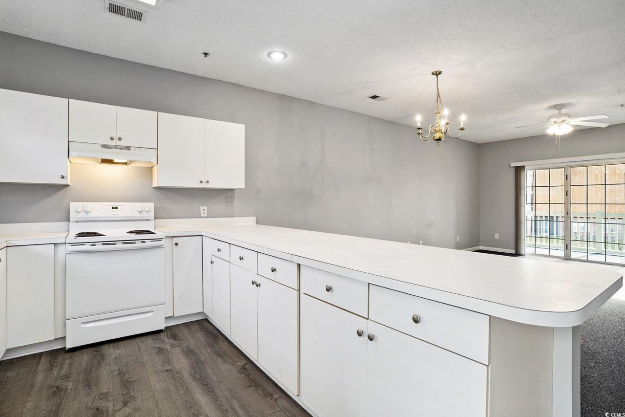 3935 Gladiola Ct. Photo 8