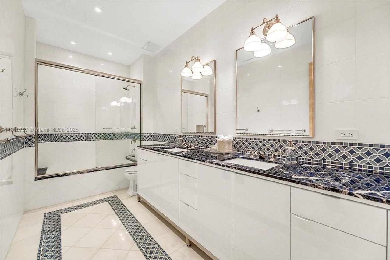 430 Grand Bay Dr, Unit PH-1AN, Key Biscayne, FL 33149 Photo