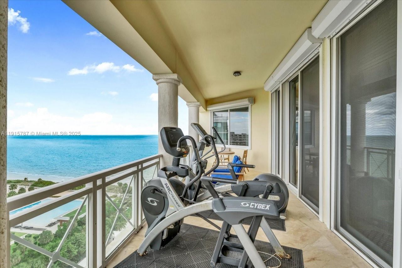 430 Grand Bay Dr, Unit PH-1AN, Key Biscayne, FL 33149 Photo