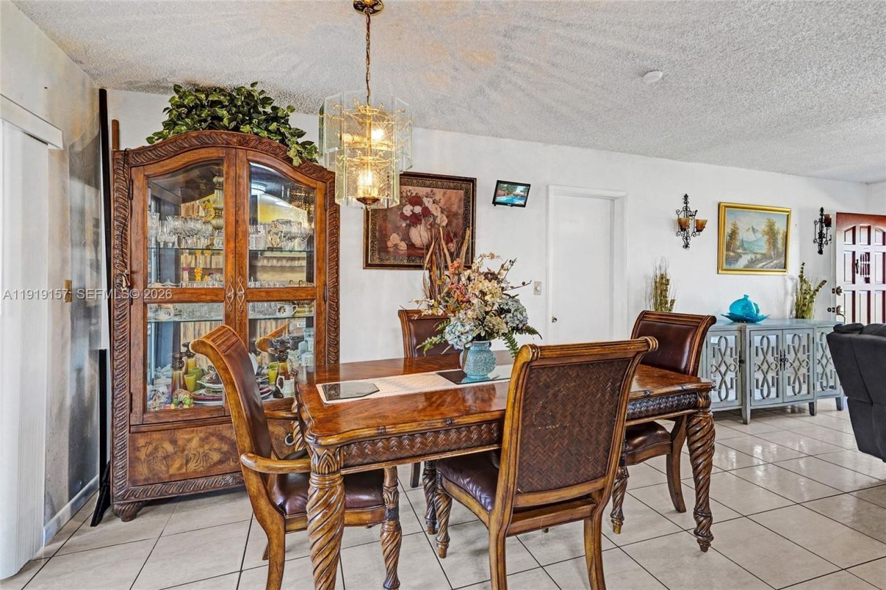 6100 NW 15th St, Sunrise, FL 33313 Photo