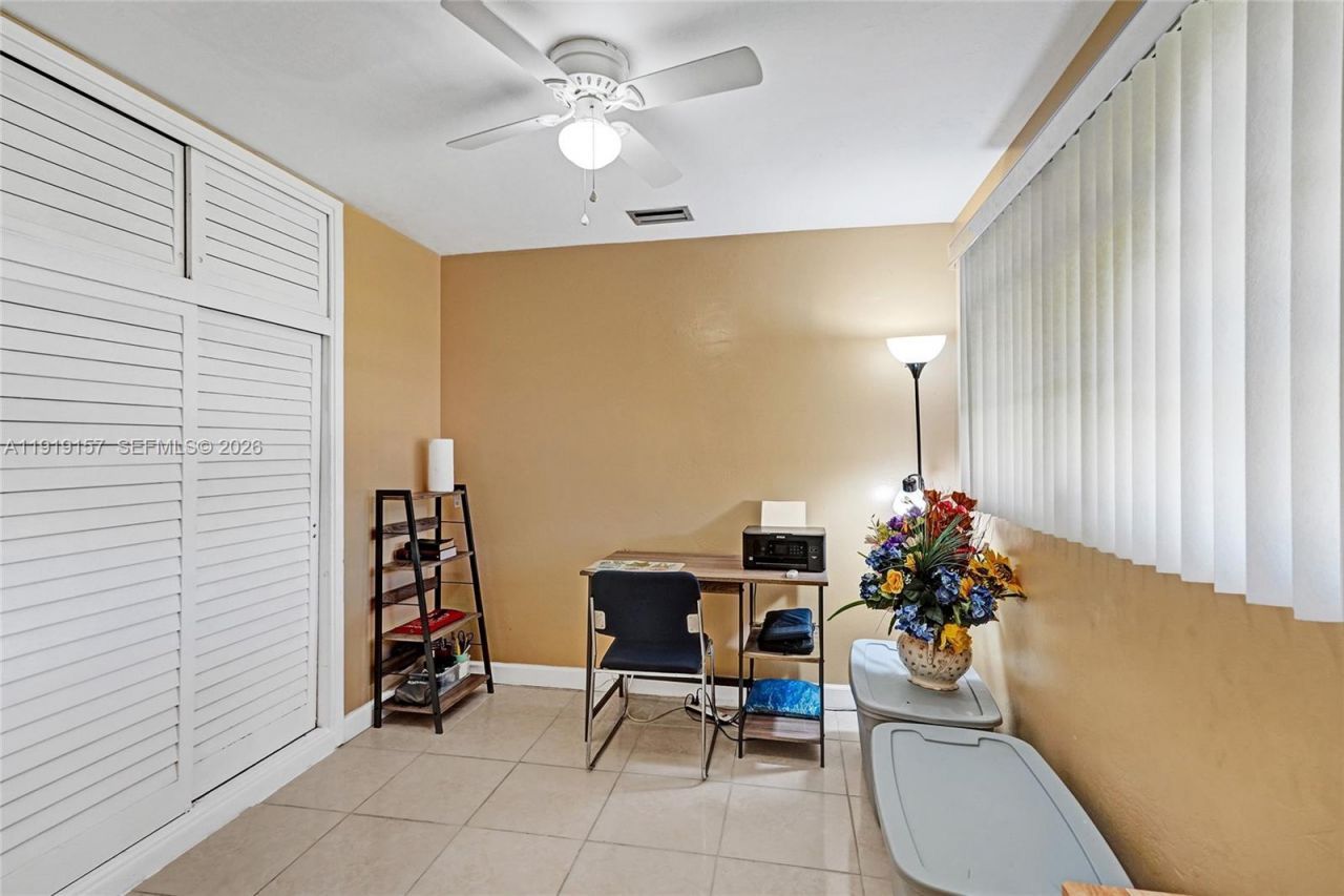 6100 NW 15th St, Sunrise, FL 33313 Photo