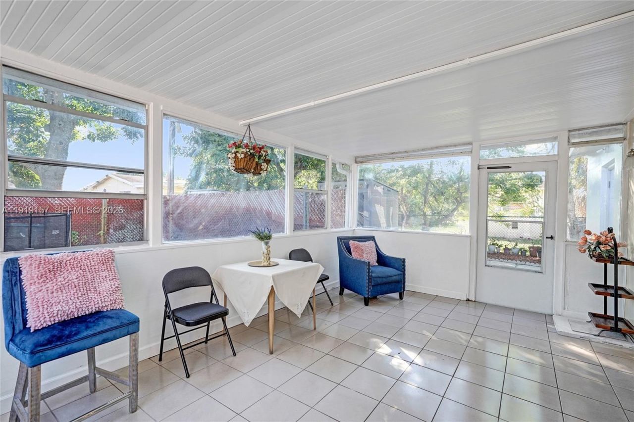 6100 NW 15th St, Sunrise, FL 33313 Photo