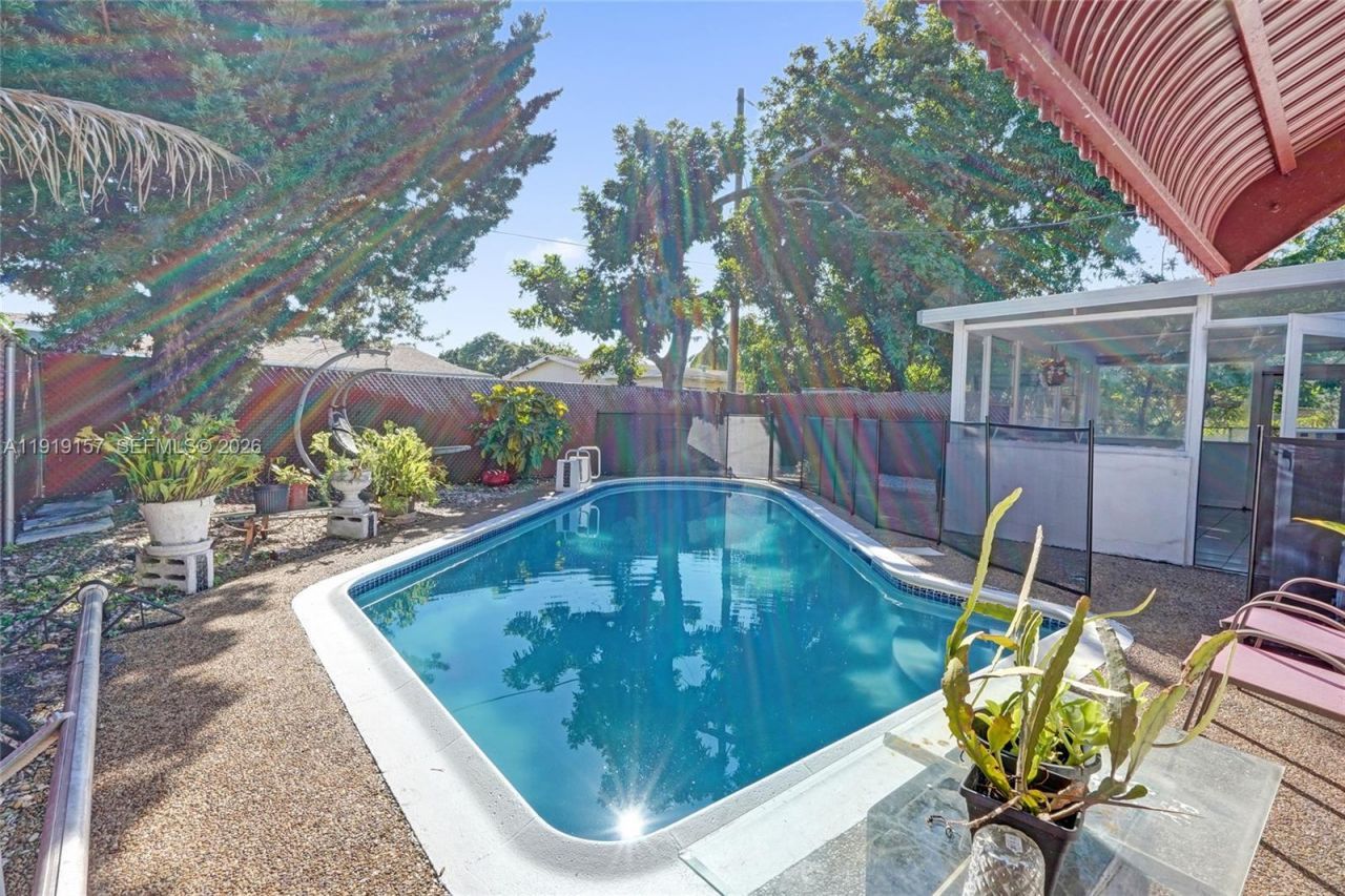 6100 NW 15th St, Sunrise, FL 33313 Photo