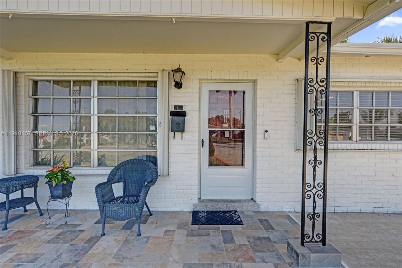 6100 NW 15th St, Sunrise, FL 33313 Photo