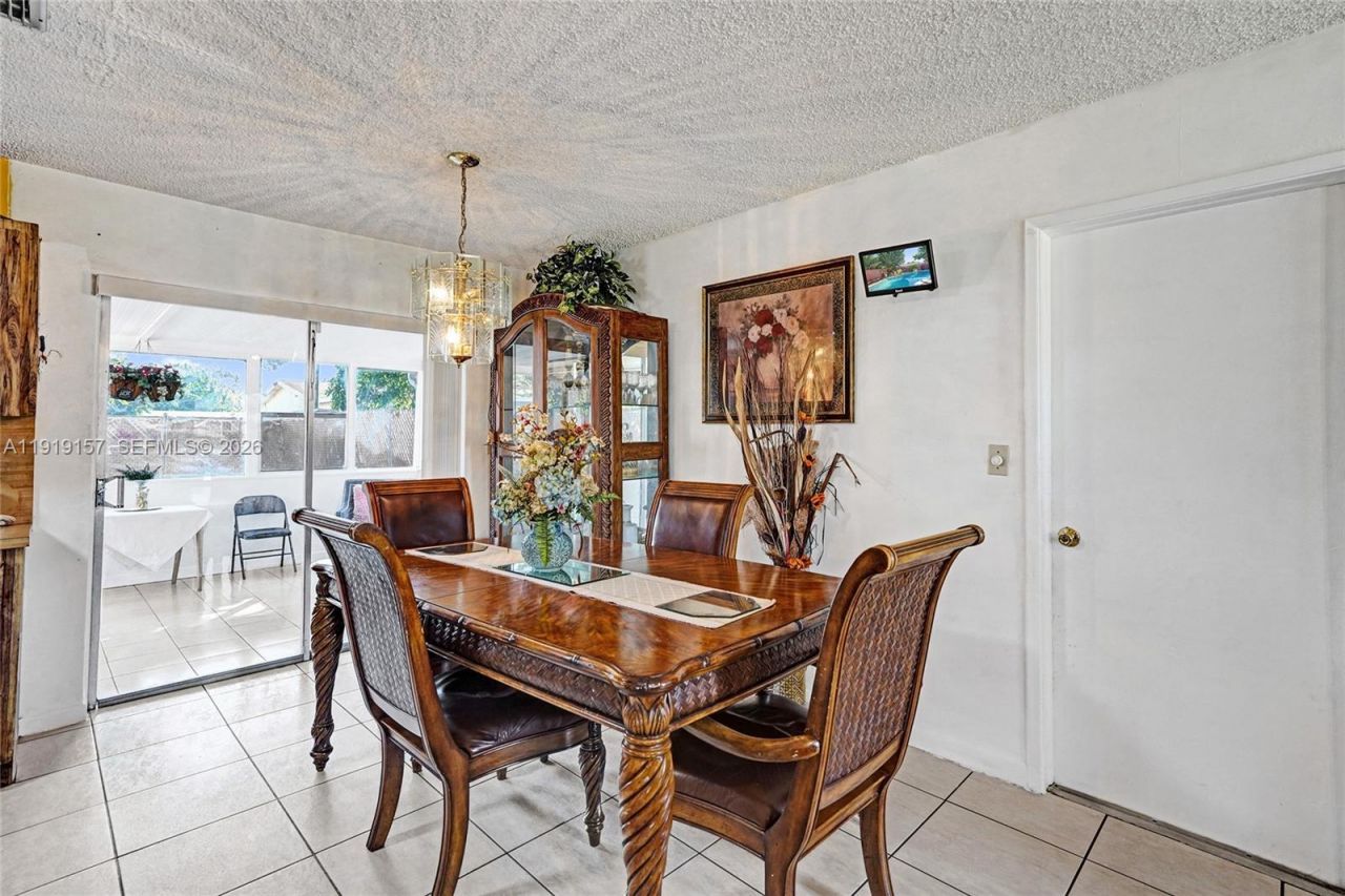 6100 NW 15th St, Sunrise, FL 33313 Photo