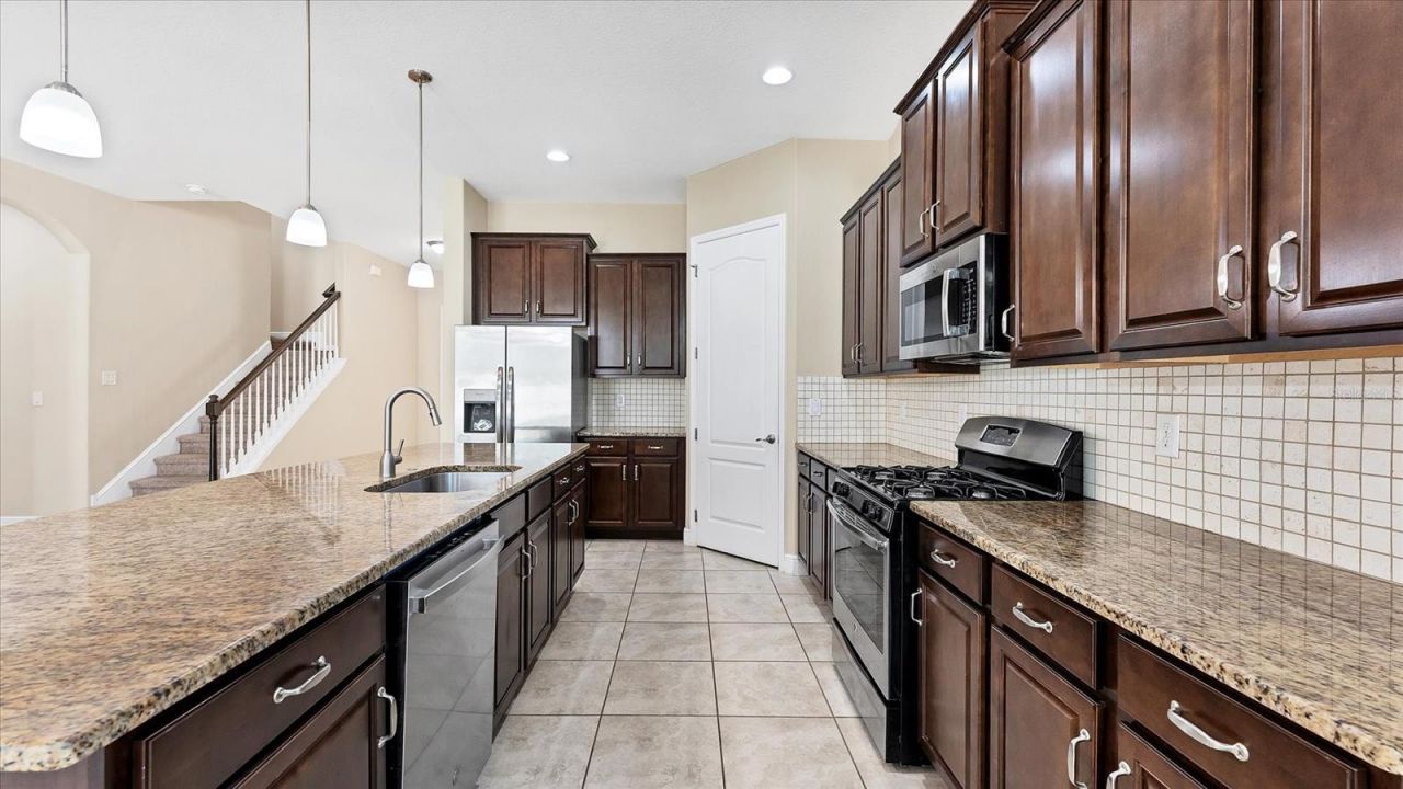 5727 Title Row Drive, Bradenton, FL 34210 Photo