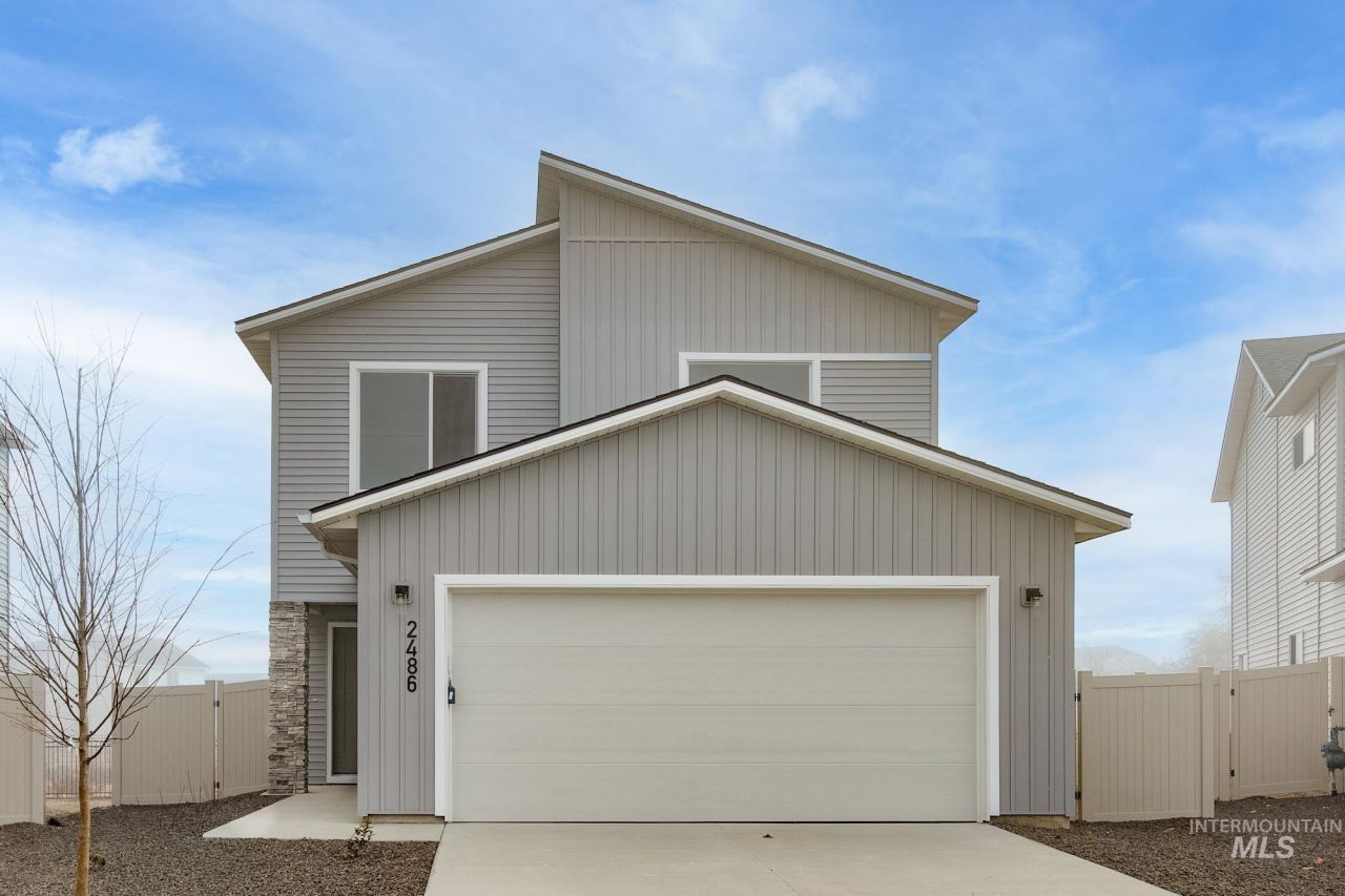 2486 W Fallon Lp, Nampa, ID 83651 Main Photo