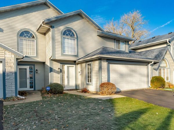 2607 Tuxedo Lane NW, Rochester, MN 55901
