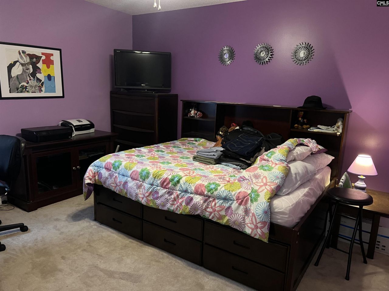 413 Richards Street Photo 15