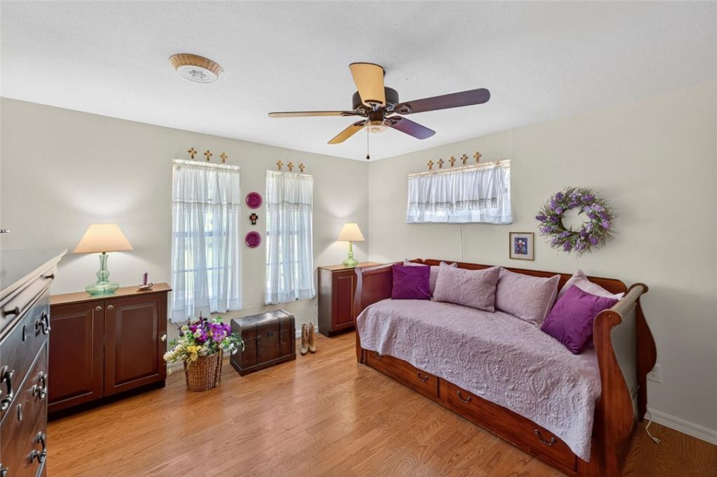 2406 1st Place, Vero Beach, FL 32962 Photo