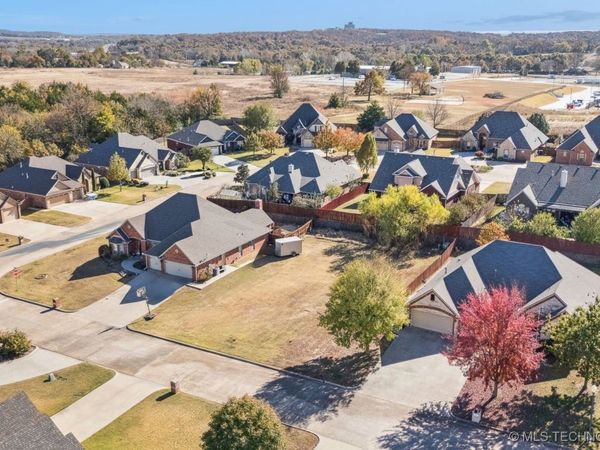 921 Cypress Drive, Ada, OK 74820