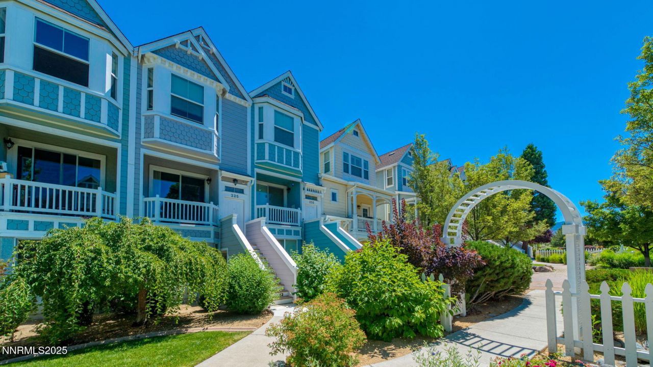 225 Gramercy Lane, Reno, NV 89509 Photo
