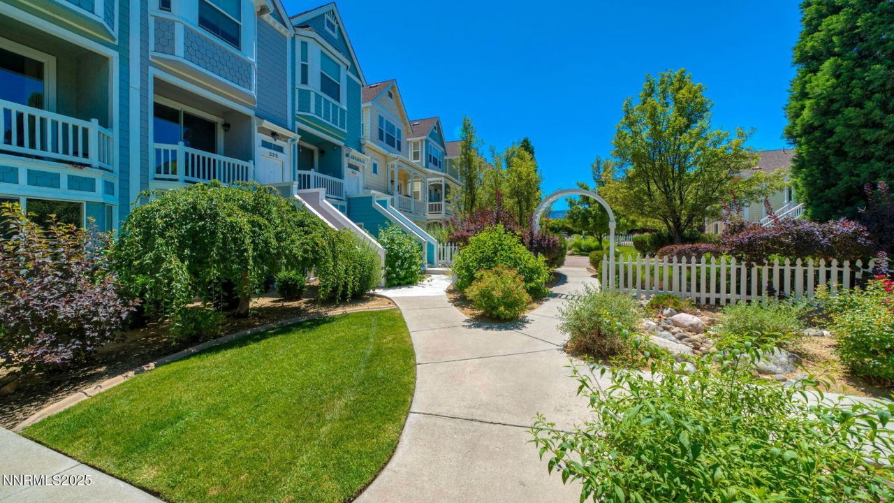 225 Gramercy Lane, Reno, NV 89509 Photo