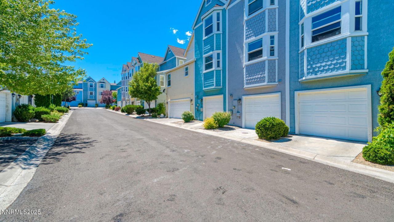 225 Gramercy Lane, Reno, NV 89509 Photo