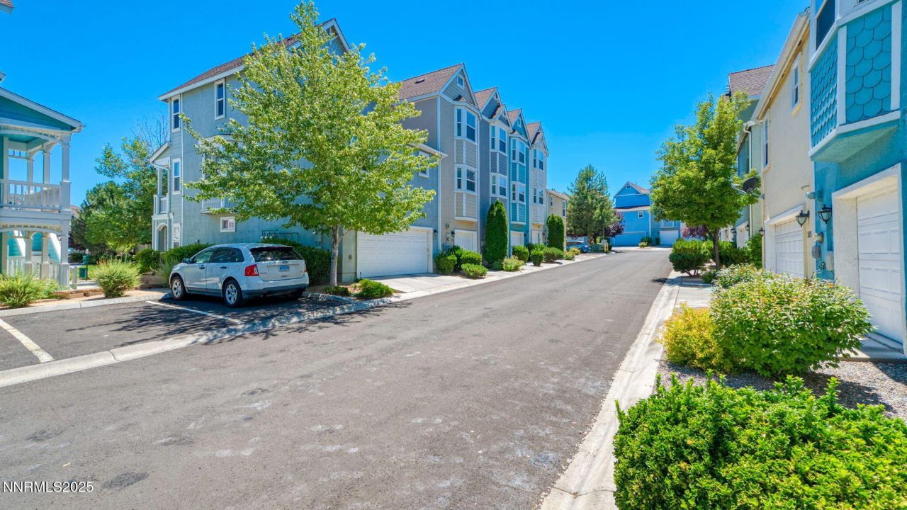 225 Gramercy Lane, Reno, NV 89509 Photo