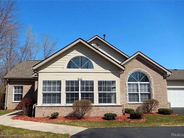 1137 Abbey Court, Westland, MI 48185