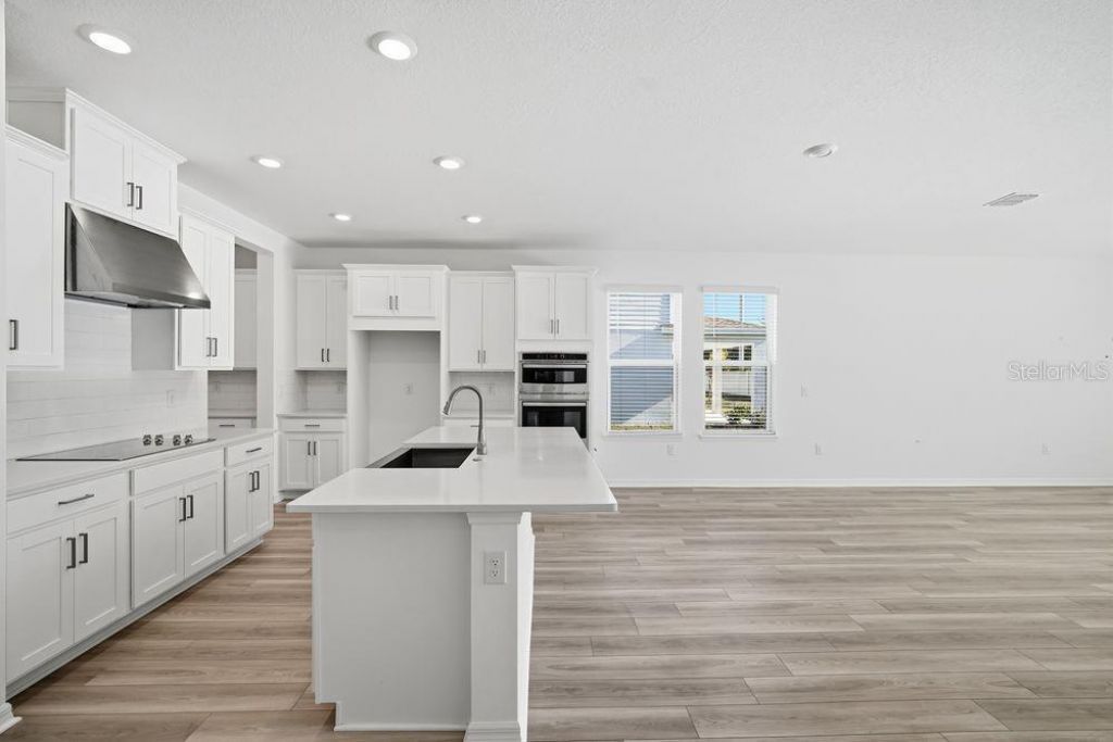 2124 Babbling Brook Boulevard, Auburndale, FL 33823 Photo