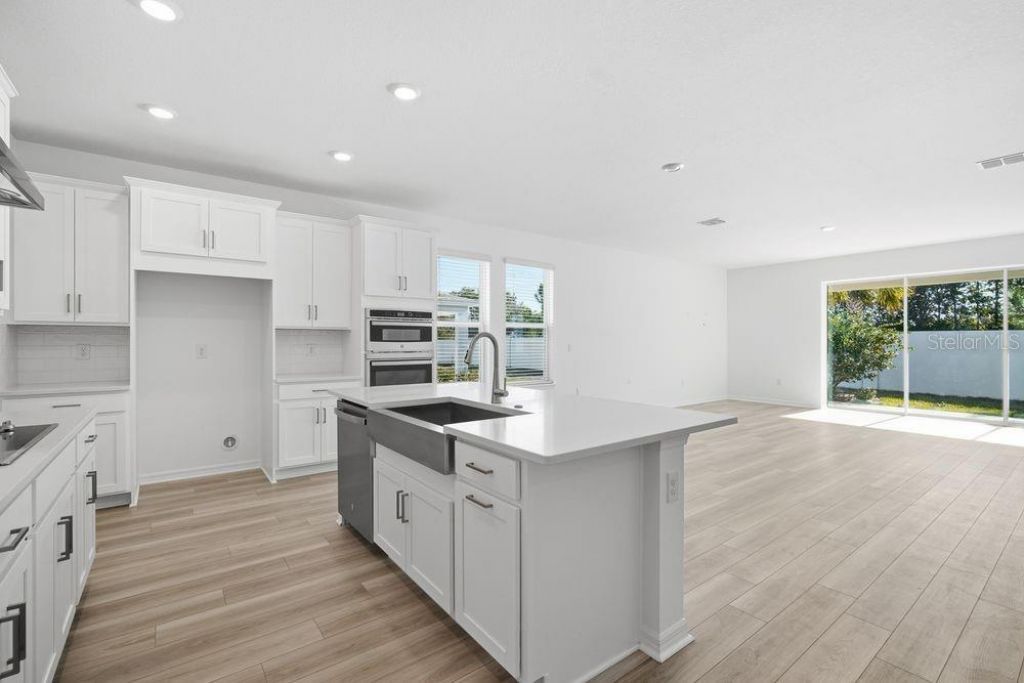 2124 Babbling Brook Boulevard, Auburndale, FL 33823 Photo