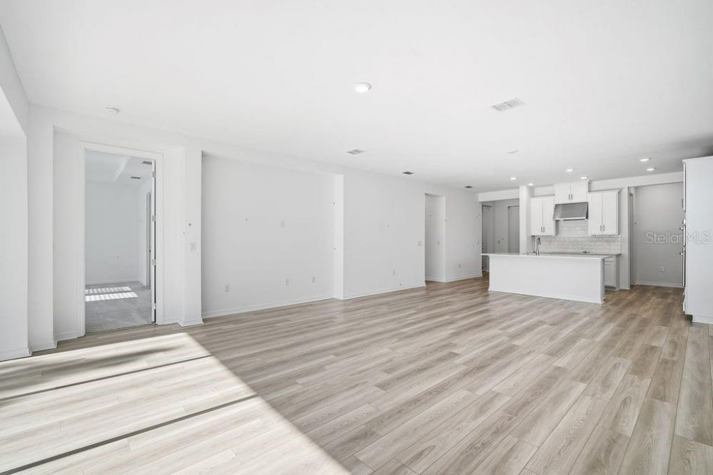 2124 Babbling Brook Boulevard, Auburndale, FL 33823 Photo