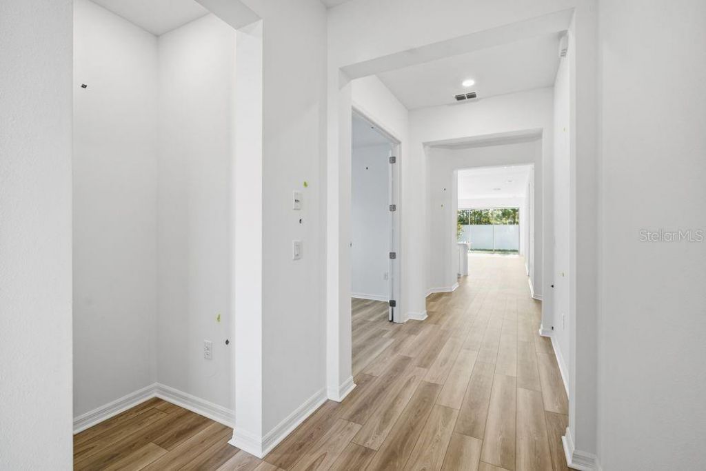 2124 Babbling Brook Boulevard, Auburndale, FL 33823 Photo