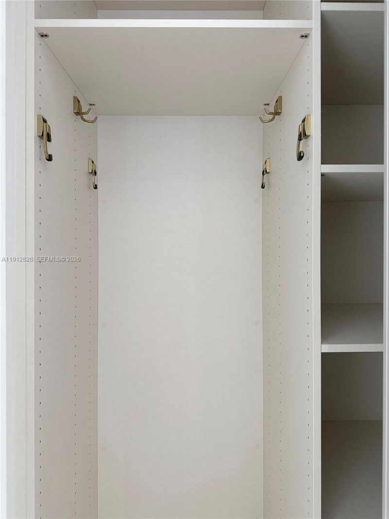 2655 S Bayshore Dr, Unit 405, Miami, FL 33133 Photo