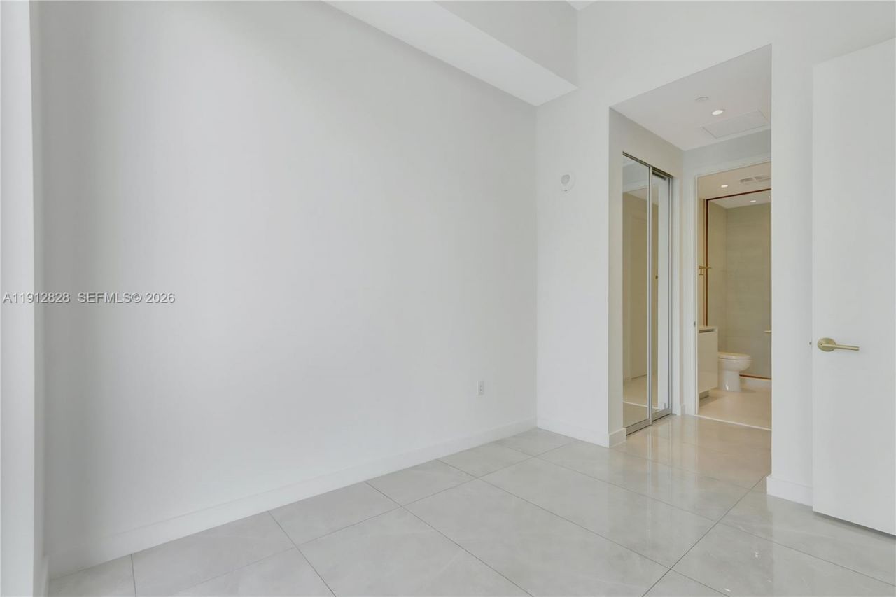 2655 S Bayshore Dr, Unit 405, Miami, FL 33133 Photo