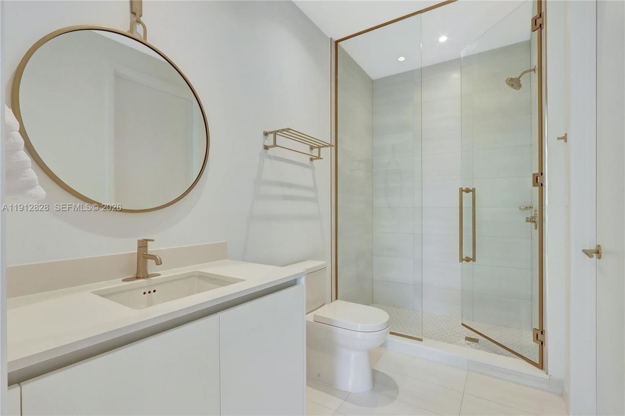 2655 S Bayshore Dr, Unit 405, Miami, FL 33133 Photo