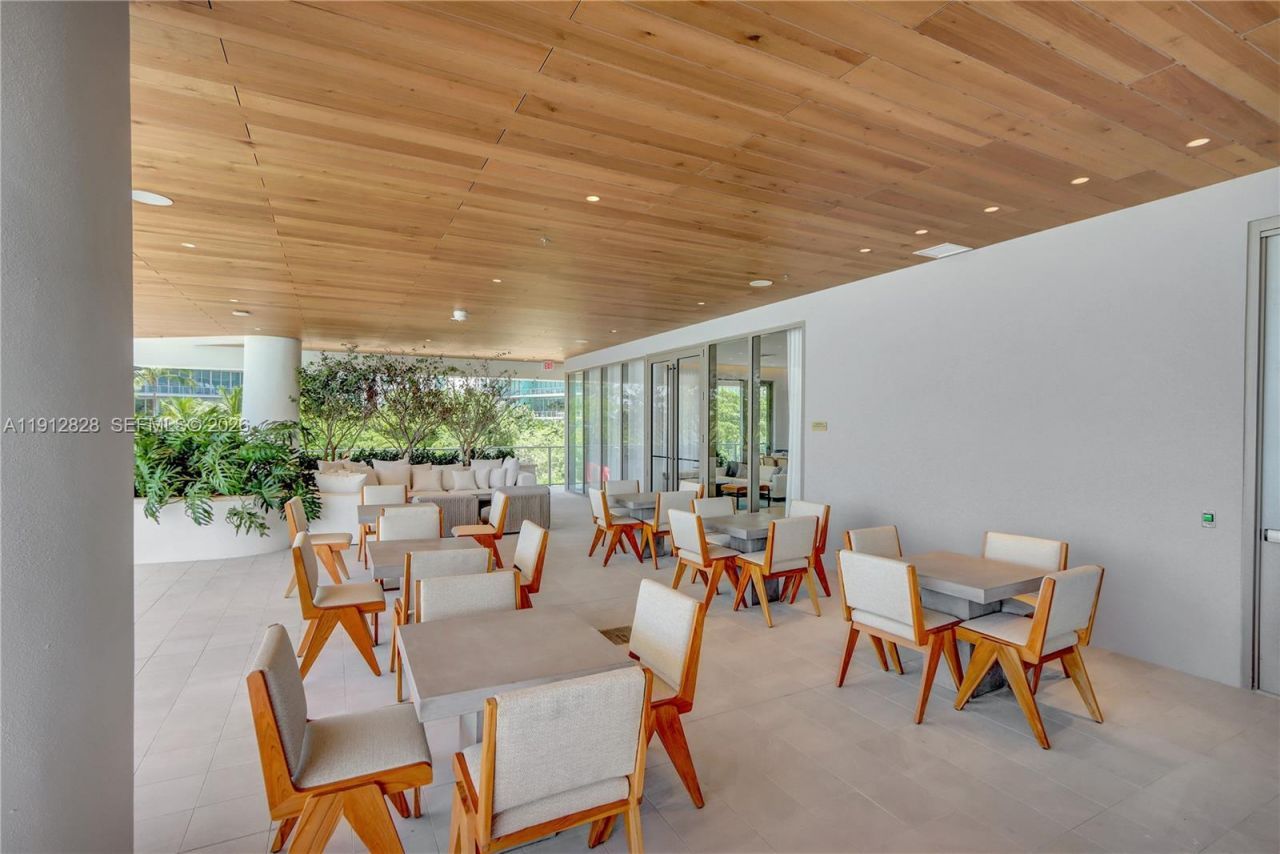 2655 S Bayshore Dr, Unit 405, Miami, FL 33133 Photo