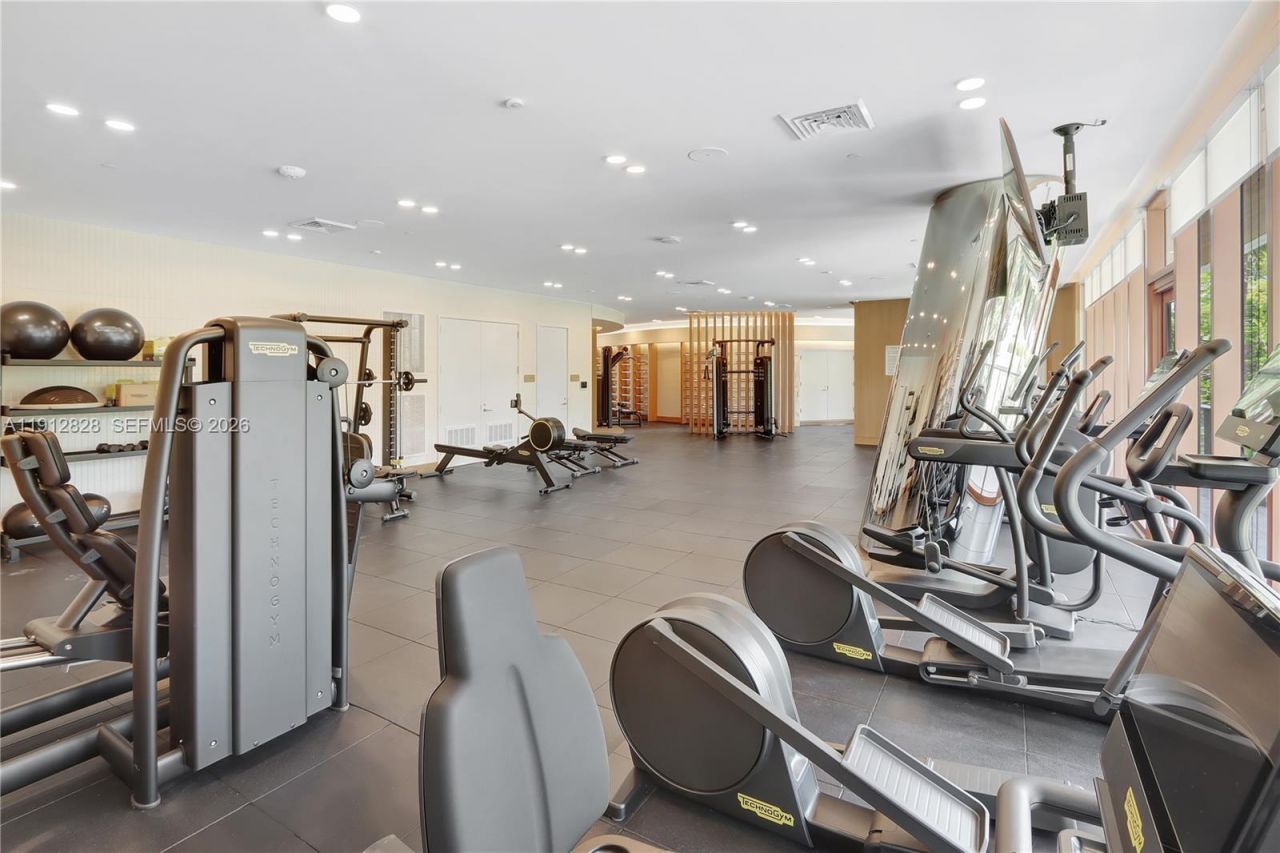 2655 S Bayshore Dr, Unit 405, Miami, FL 33133 Photo