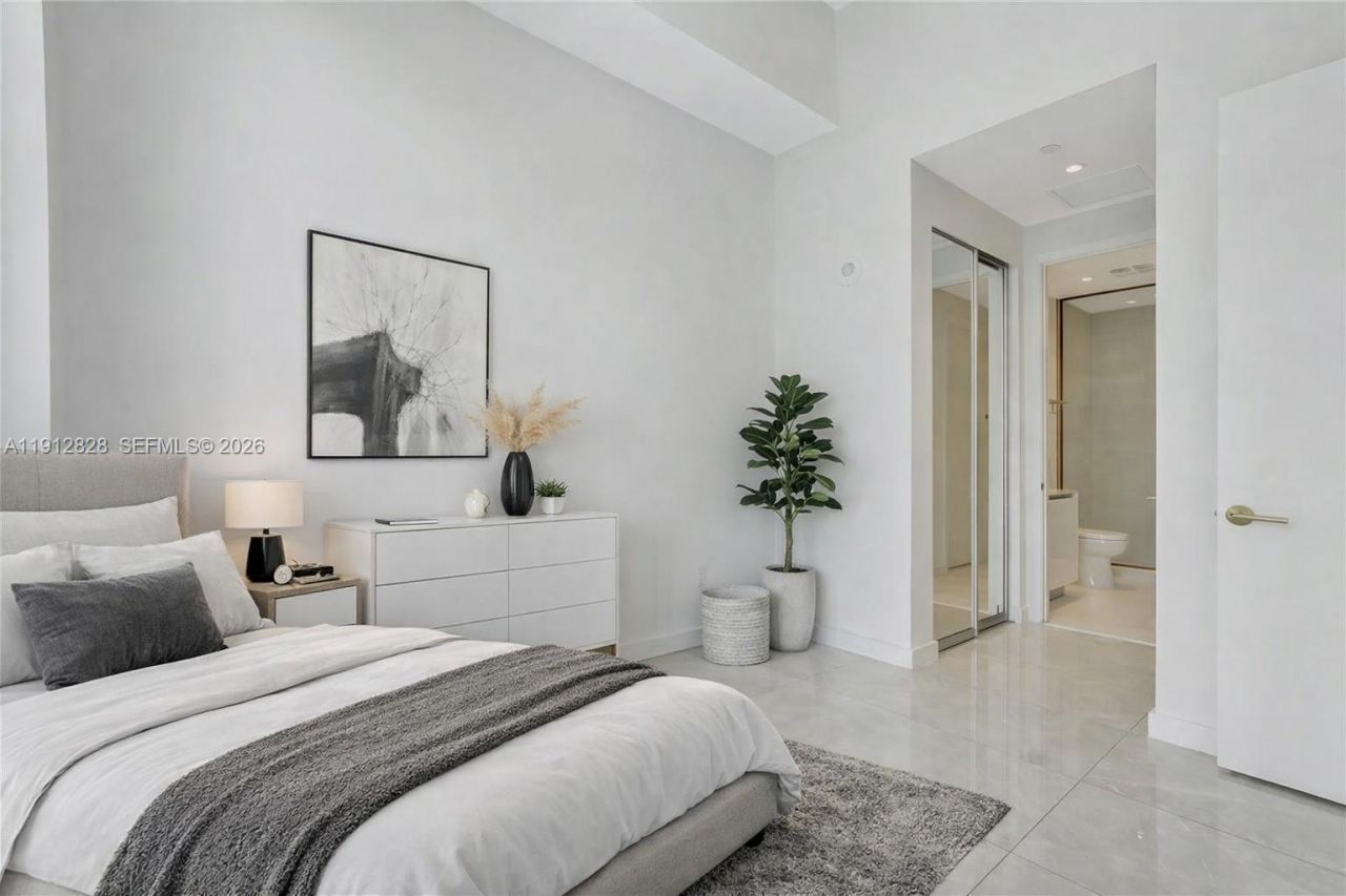 2655 S Bayshore Dr, Unit 405, Miami, FL 33133 Photo