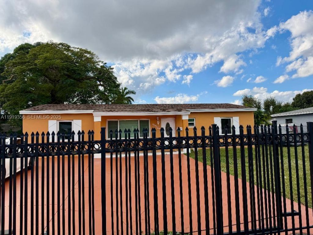 16130 NW 28th Ct, Miami Gardens, FL 33054 Main Photo