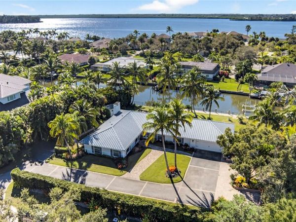 1631 W Camino Del Rio, Vero Beach, FL 32963