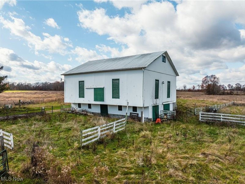 1520 Bedford Road, Lowellville, OH 44436 Photo 11