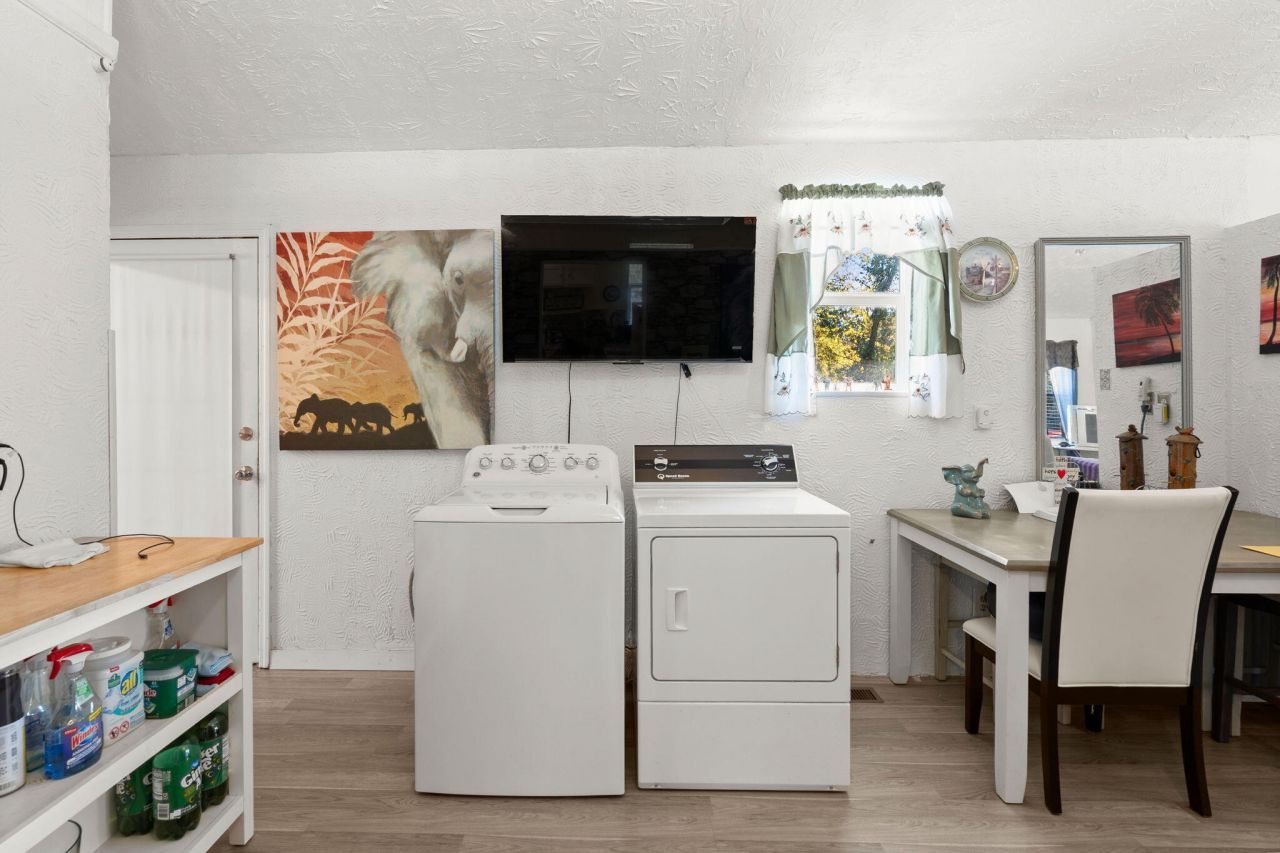 11341 Cottageville Highway Photo 10