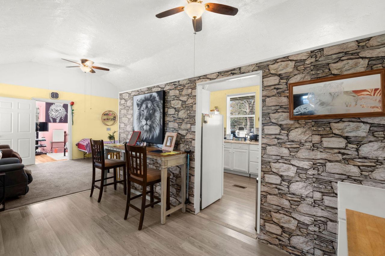 11341 Cottageville Highway Photo 15