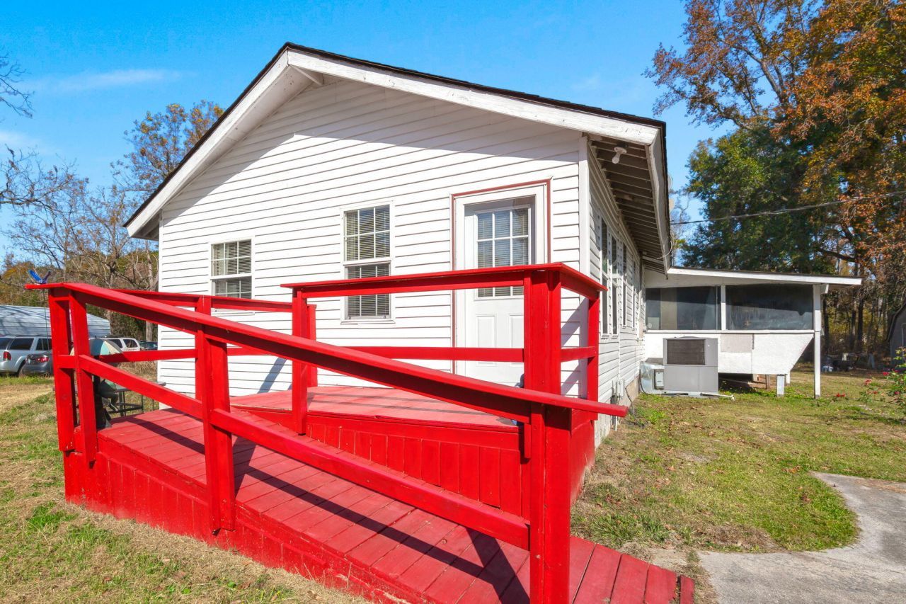 11341 Cottageville Highway Photo 22