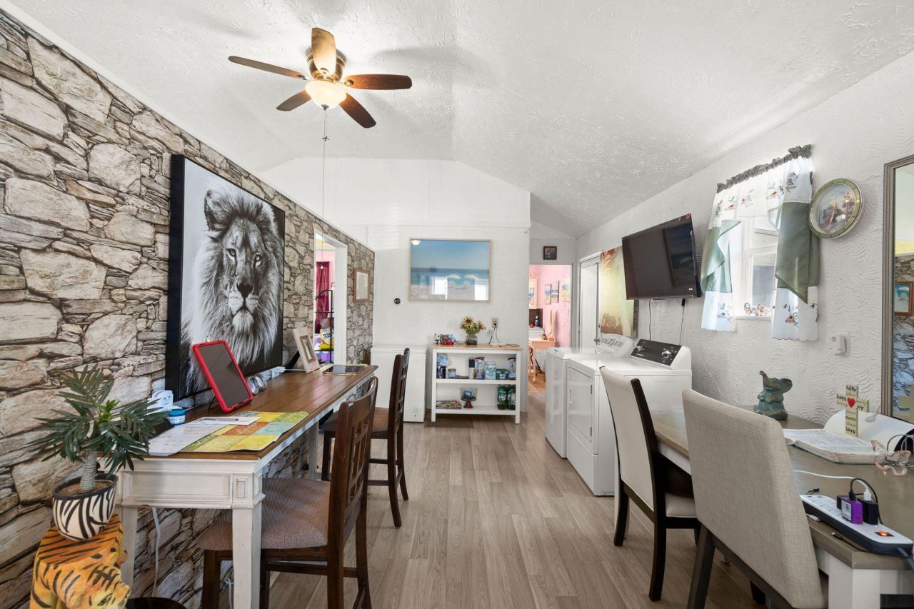 11341 Cottageville Highway Photo 7