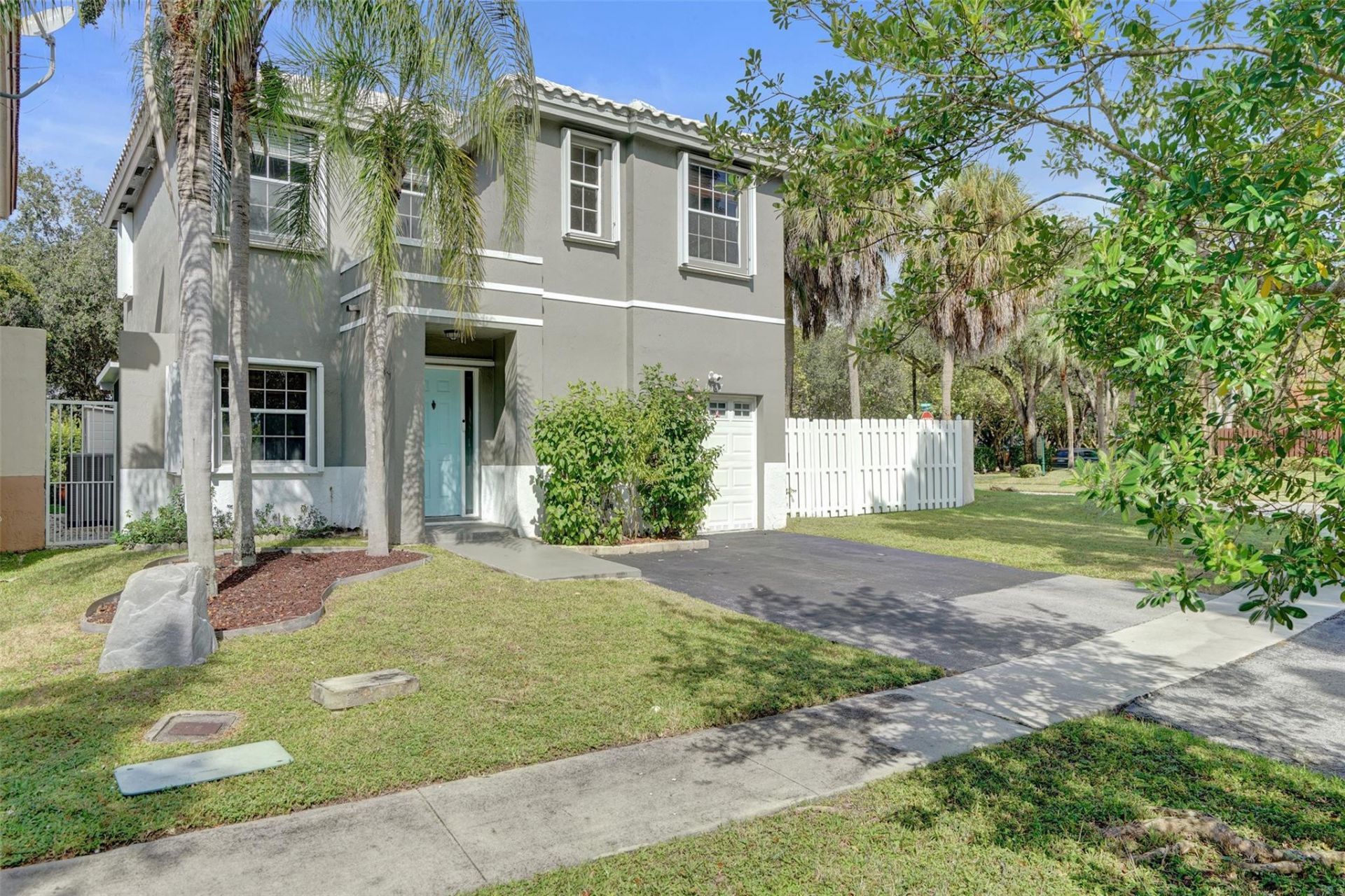 Tonia Wood | Real Estate Agent