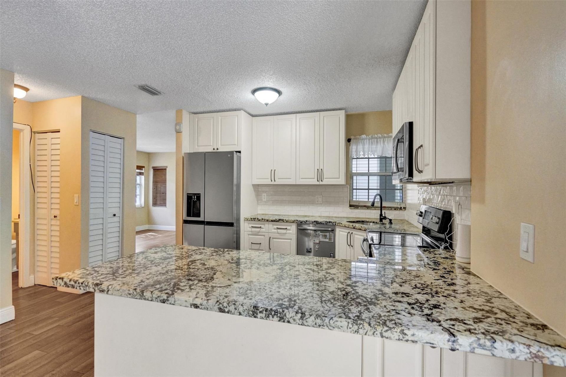 11567 N Open Ct, Cooper City, FL 33026 Photo