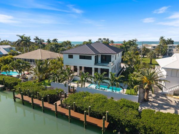 230 15Th Circle, KEY COLONY, FL 33051