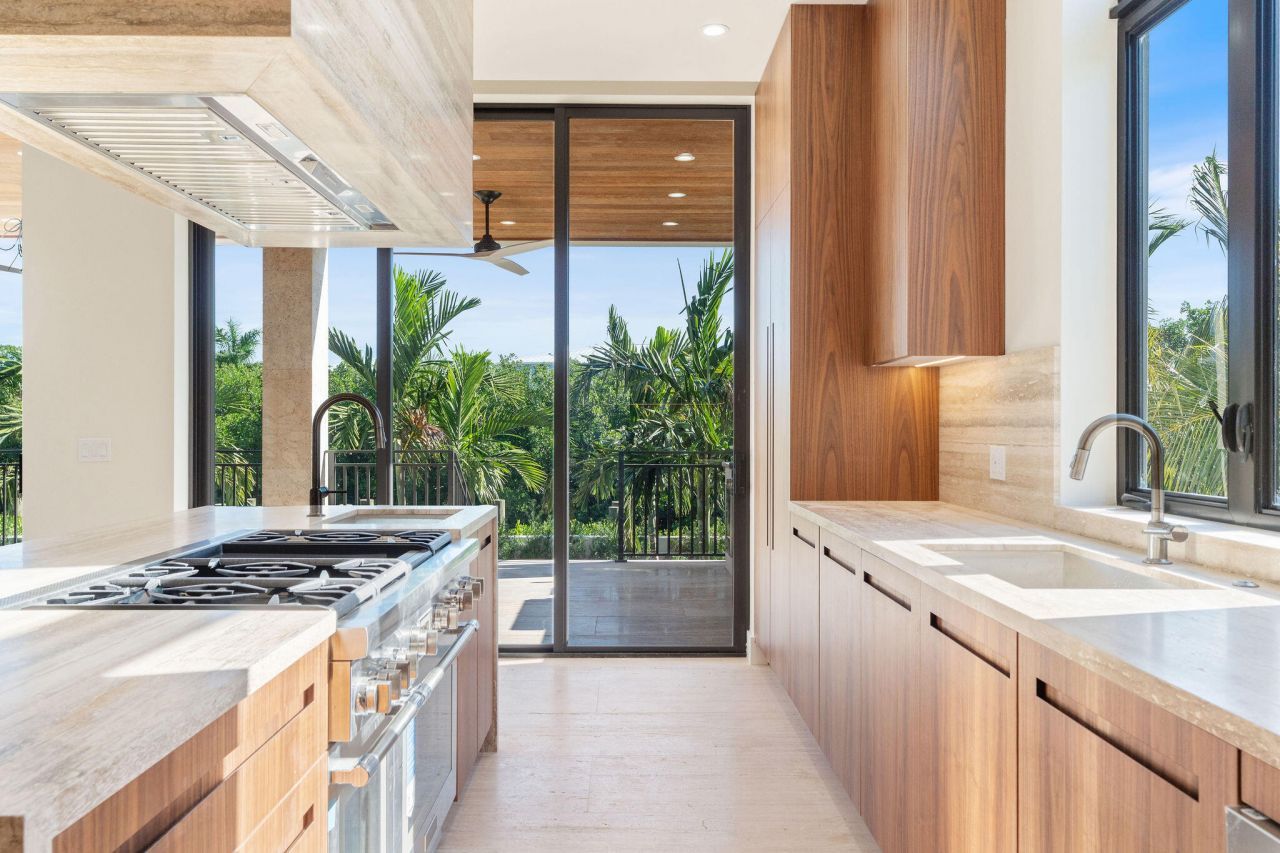 230 15th Circle, Key Colony, FL 33051 Photo