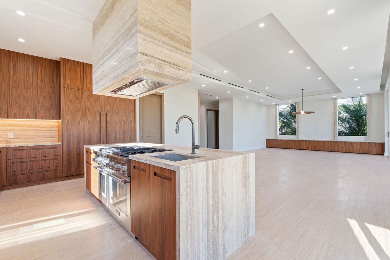 230 15th Circle, Key Colony, FL 33051 Photo