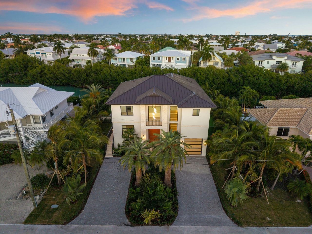 230 15th Circle, Key Colony, FL 33051 Photo