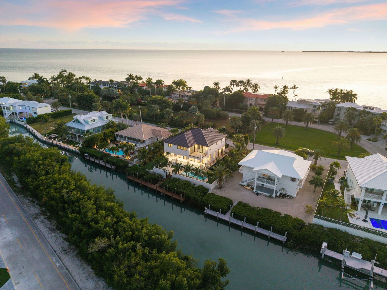 230 15th Circle, Key Colony, FL 33051 Photo